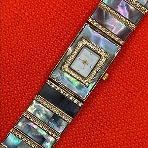 Bespoke Time Women's Iridescent Blue and Gold Watch